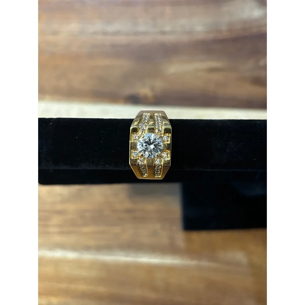 LIND 14K HGE Stamped Solitaire Ring with Simulated Diamond Size 12